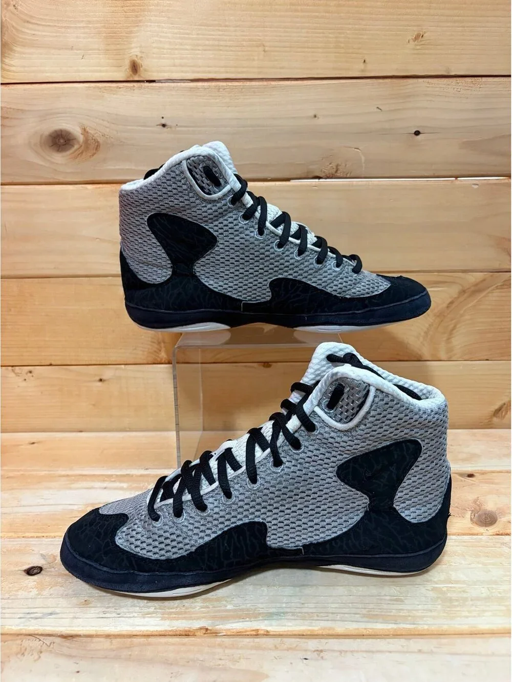 Grey Nike Inflict 3 wrestling shoes 325256-001 Men’s size 6 / Womens size 7.5